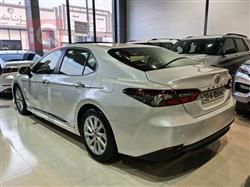 تۆیۆتا کامری